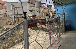 Casa 5 camere, teren 650 mp, Turda Noua