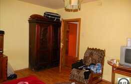 Vanzare 2 camere, 64 mp tuili, decomandat, zona Calea Manastur!