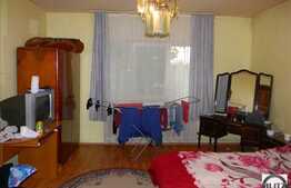 Vanzare 2 camere, 64 mp tuili, decomandat, zona Calea Manastur!