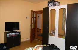 Vanzare 2 camere, 64 mp tuili, decomandat, zona Calea Manastur!