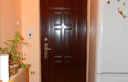 Vanzare 3 camere, zona strazii Mehedinti! Boxa pentru depozitare 15 mp!