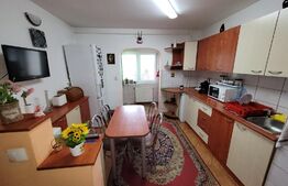 Apartament 2 camere, decomandat, 49mp, etaj intermediar, zona Str. Lunii