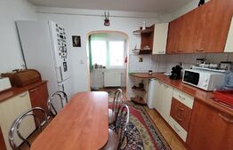 Apartament 2 camere, decomandat, 49mp, etaj intermediar, zona Str. Lunii