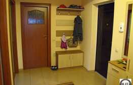 3 camere, 70 mp, complet mobilat si utilat din zona strazii Florilor! Parcare!