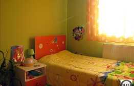 3 camere, 70 mp, complet mobilat si utilat din zona strazii Florilor! Parcare!