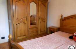 De vanzare 4 camere 79 mp, decomandat, zona Plopilor! Cu boxa pentru depozitare!