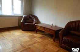 De vanzare 4 camere 79 mp, decomandat, zona Plopilor! Cu boxa pentru depozitare!