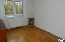 De vanzare 4 camere 79 mp, decomandat, zona Plopilor! Cu boxa pentru depozitare!