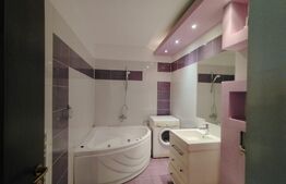 Ocazie, comision 0 de la cumparator , apartament cu suprafata de 56 mp + terasa de 12.2 la pret de semifinisat , zona Porii .