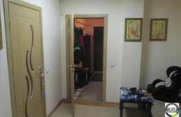 De vanzare 3 camere, etaj intermediar, loc de parcare, zona Florilor, A.C!