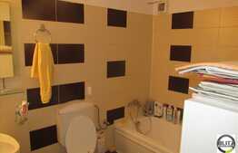 De vanzare 3 camere, etaj intermediar, loc de parcare, zona Florilor, A.C!