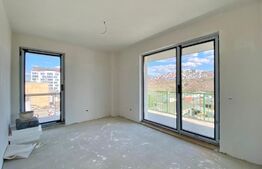 Apartament cu 3 camere situat in zona VIVO, cu CF 