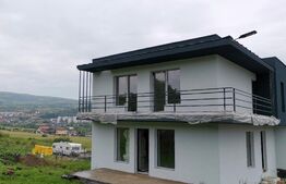 Duplex semifinisat 115 mp utili si teren 425mp zona Iris 