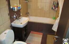 Apartament de vanzare, 1 camera, 38 mp, loc de parcare, zona strazii Florilor!