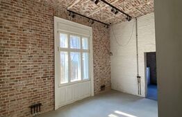 Apartament 3 camere, 100 mp, nemobilat, zona strazii Republicii