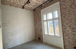 Apartament 3 camere, 100 mp, nemobilat, zona strazii Republicii