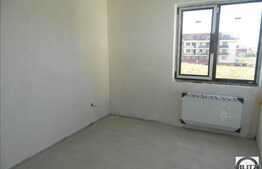 Apartament de vanzare, 3 camere, 76 mp, loc de parcare inclus, zona de interes