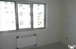 Apartament de vanzare, 3 camere, 76 mp, loc de parcare inclus, zona de interes