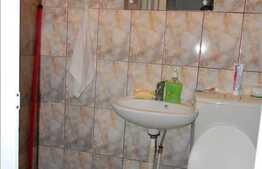 Vanzare apartament 2 camere, etaj intermediar, balcon, zona strazii Taberei!