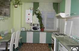 Apartament 4 camere, 96 mp, decomandat, 2 balcoane, zona Billa