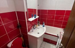 Apartament 4 camere decomandat + 2 balcoane, 2 bai etaj intermediar zona Campului