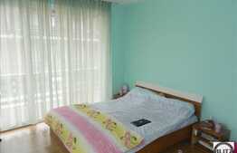 Vanzare 2 camere, 52 mp plus 3 balcoane, decomandat, zona strazii Eroilor!