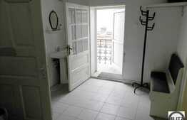 Vanzare apartament 2 camere, decomandate, 57 mp utili, zona centrala, cu terasa