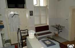 Vanzare apartament 2 camere, decomandate, 57 mp utili, zona centrala, cu terasa