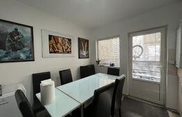 Apartament de 3 camere, decomandat, parcare, zona Hotel Paradis