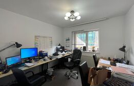 Apartament de 3 camere, decomandat, parcare, zona Hotel Paradis