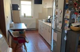 Apartament 3 camere, 75 mp, decomandat, zona Florilor