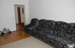 Apartament de vanzare, 3 camere, cu loc de parcare, zona Grigore Alexandrescu!