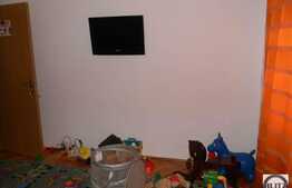 Apartament de vanzare, 3 camere, cu loc de parcare, zona Grigore Alexandrescu!