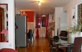 Vanzare 4 camere, 78 mp, boxa si parcare, zona strazii Negoiu!