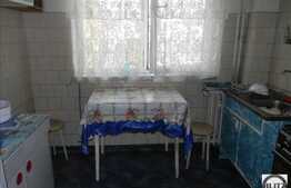 Vanzare apartament 3 camere, 55 mp utili, zona Garii, cu garaj