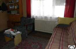 Vanzare apartament 3 camere, 55 mp utili, zona Garii, cu garaj