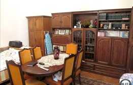 Apartament 2 camere vanzare, 75 mp utili, zona Republicii, cu boxa