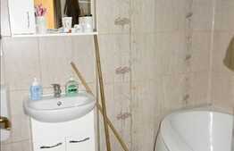 2 camere de vanzare, finisat nou, cu garaj