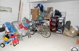 2 camere de vanzare, finisat nou, cu garaj