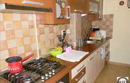 2 camere de vanzare, finisat nou, cu garaj