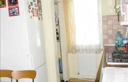 2 camere de vanzare, finisat nou, cu garaj