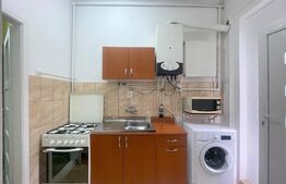 Garsoniera la casa, decomandata, 25 mp, zona strazii Traian 