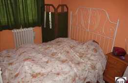 Apartament de vanzare, 2 camere, etaj intermediar, boxa la subsol, zona Brancusi