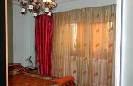 Apartament 3 camere, 72 mp, decomandat, balcon, zona podului Calvaria