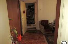 De vanzare apartament 47 mp utili, 2 camere, in zona Aleea Baisoara