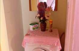 Vanzare 3 camere, 57 mp, semidecomandat, balcon, boxa la subsol, zona Mehedinti!