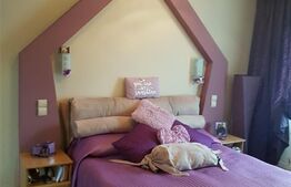 Apartament de 3 camere, 70mp, etaj 2/4, mobilat si utilat, parcare, boxa, zona Parang