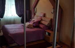 Apartament de 3 camere, 70mp, etaj 2/4, mobilat si utilat, parcare, boxa, zona Parang