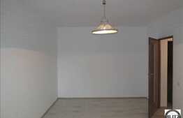 Apartament de vanzare, 2 camere, loc de parcare, zona strazii Fagului!