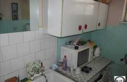 Apartament de vanzare, 2 camere, cu boxa la subsol, zona strazii Alverna!